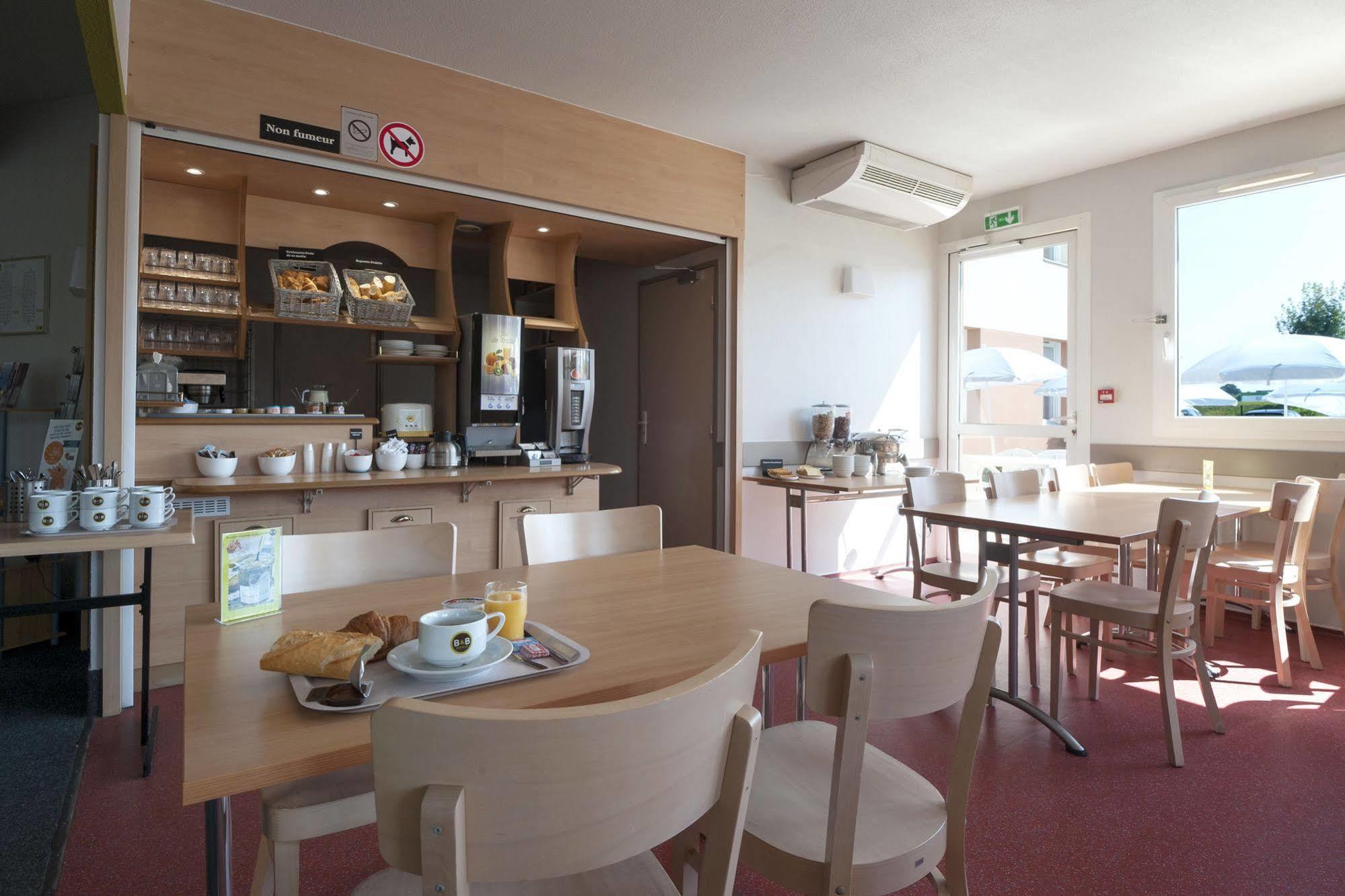 B&B Hotel Paray-Le-Monial Hotel 2*